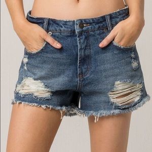 RVCA Womens Kicka Denim Shorts Vintage Indigo 26 RVCA Womens Kicka Denim Shorts Vintage Indigo 26